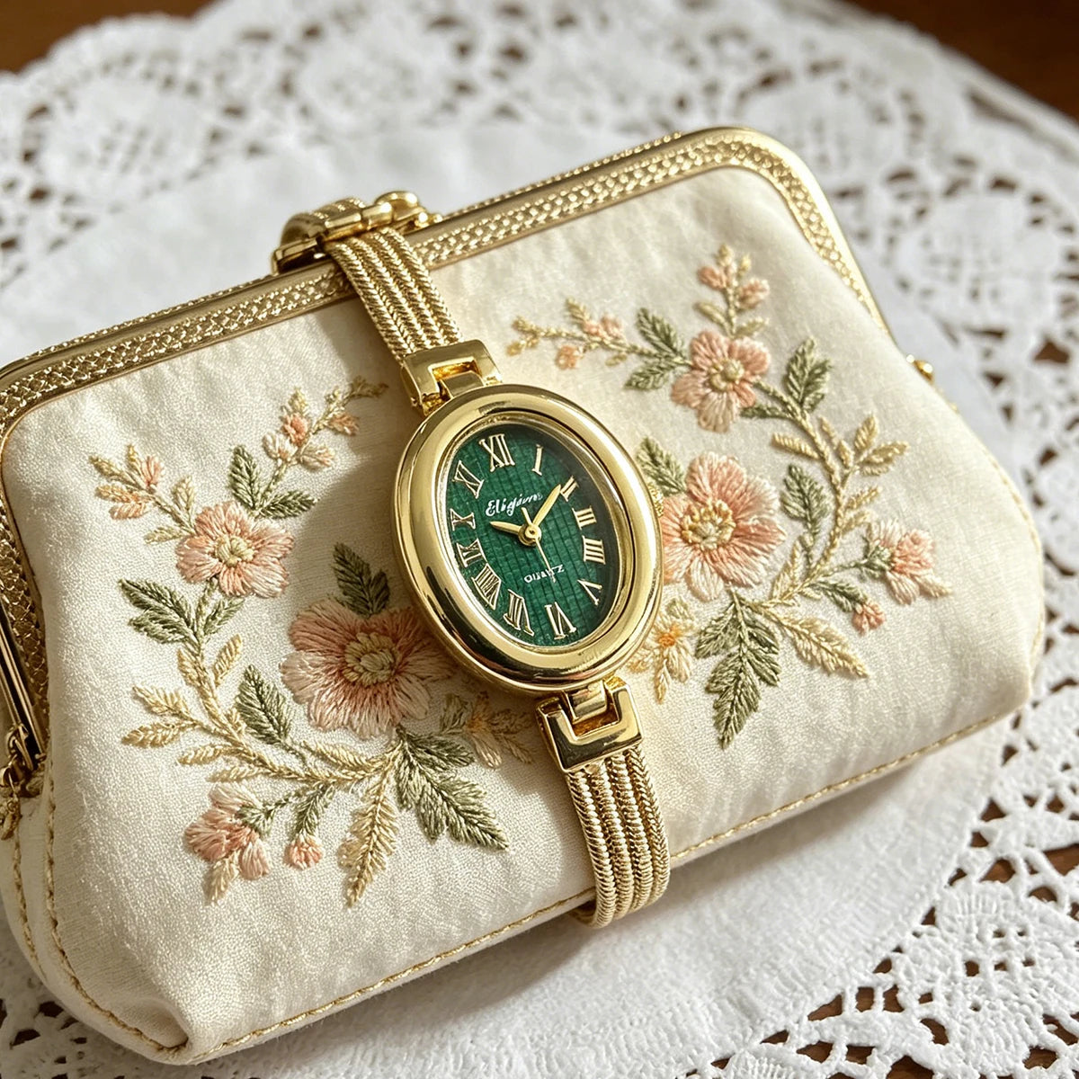 ⌚ Montre Femme à Cadran Ovale – Élégance et Style au Quotidien